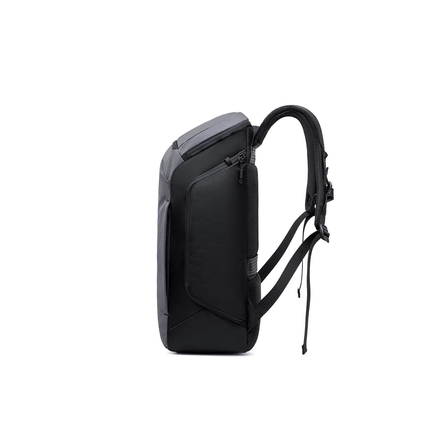 AeroLock: Lightweight Backpacks with Breathable Features for Commuters