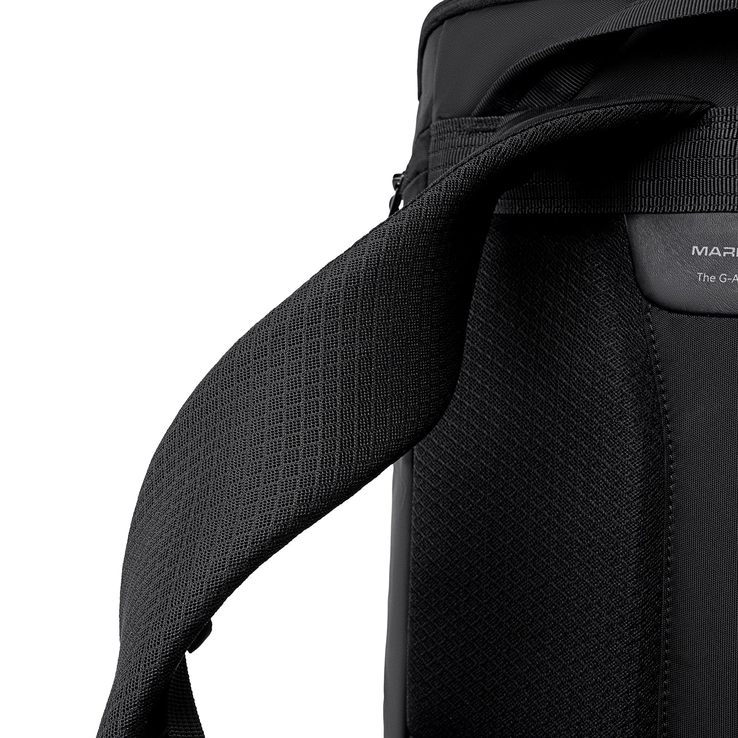 AeroLock: Lightweight Backpacks with Breathable Features for Commuters