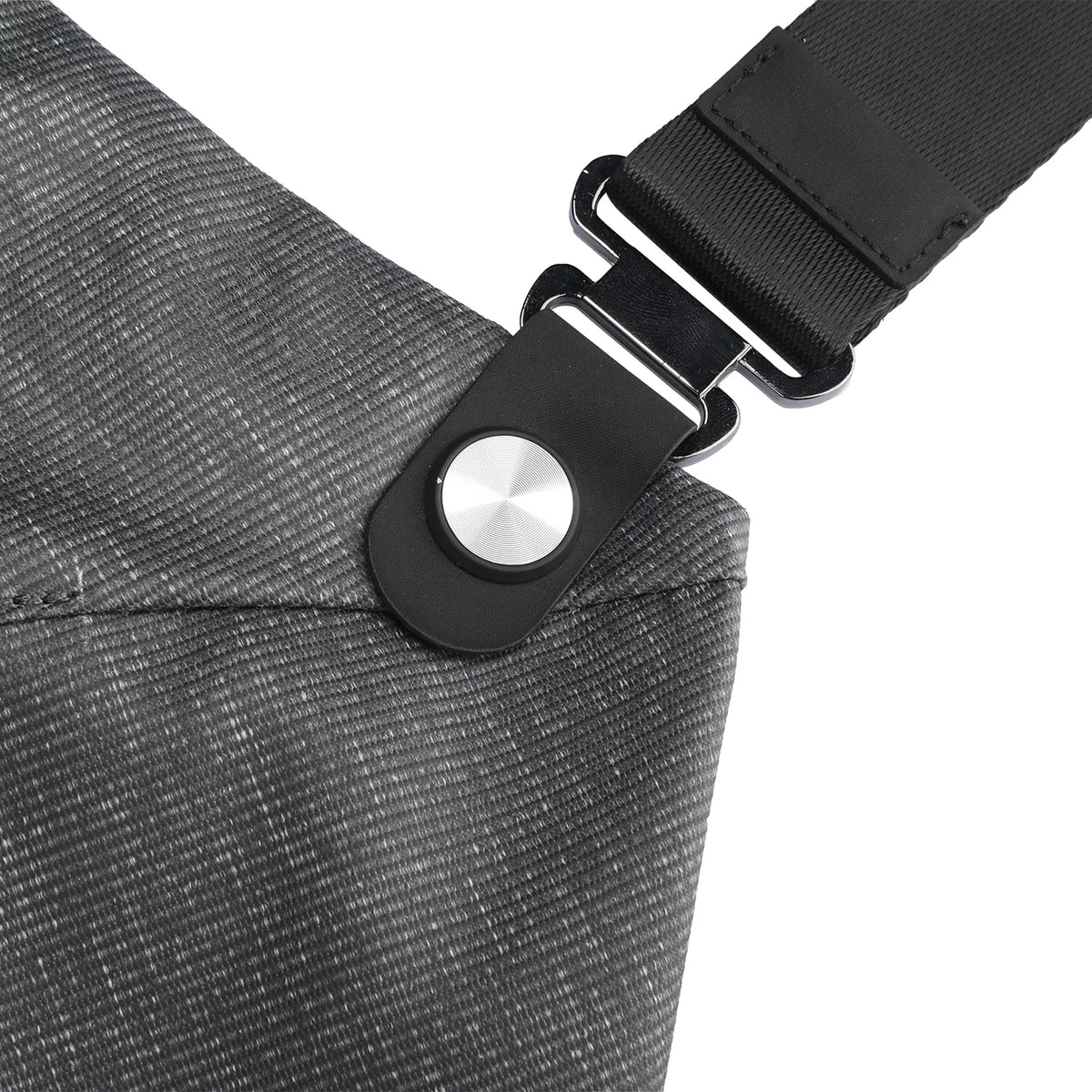 Pelmeen: Streamlined Design Style For Daily Traveling Chest Bag