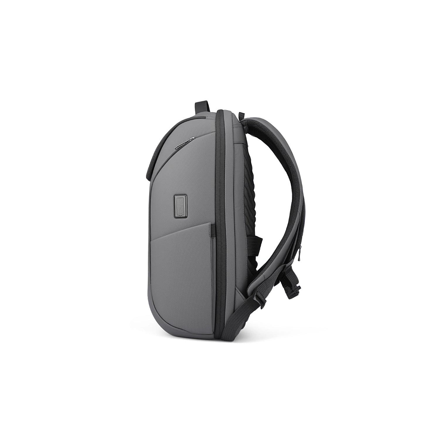 Polycom 2nd: Waterproof Backpack with Built-in USB for Travelling