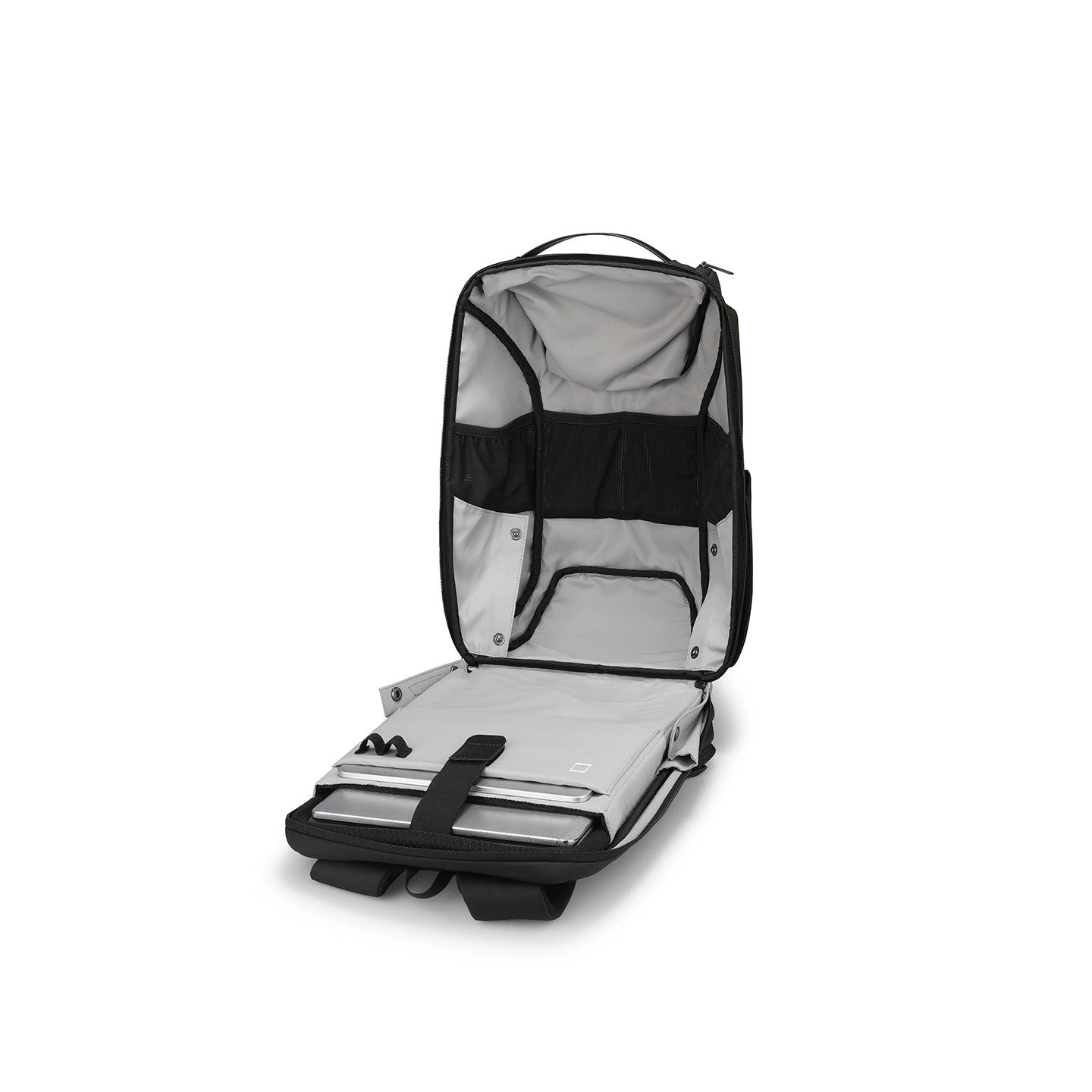 Polycom 2nd: Waterproof Backpack with Built-in USB for Travelling