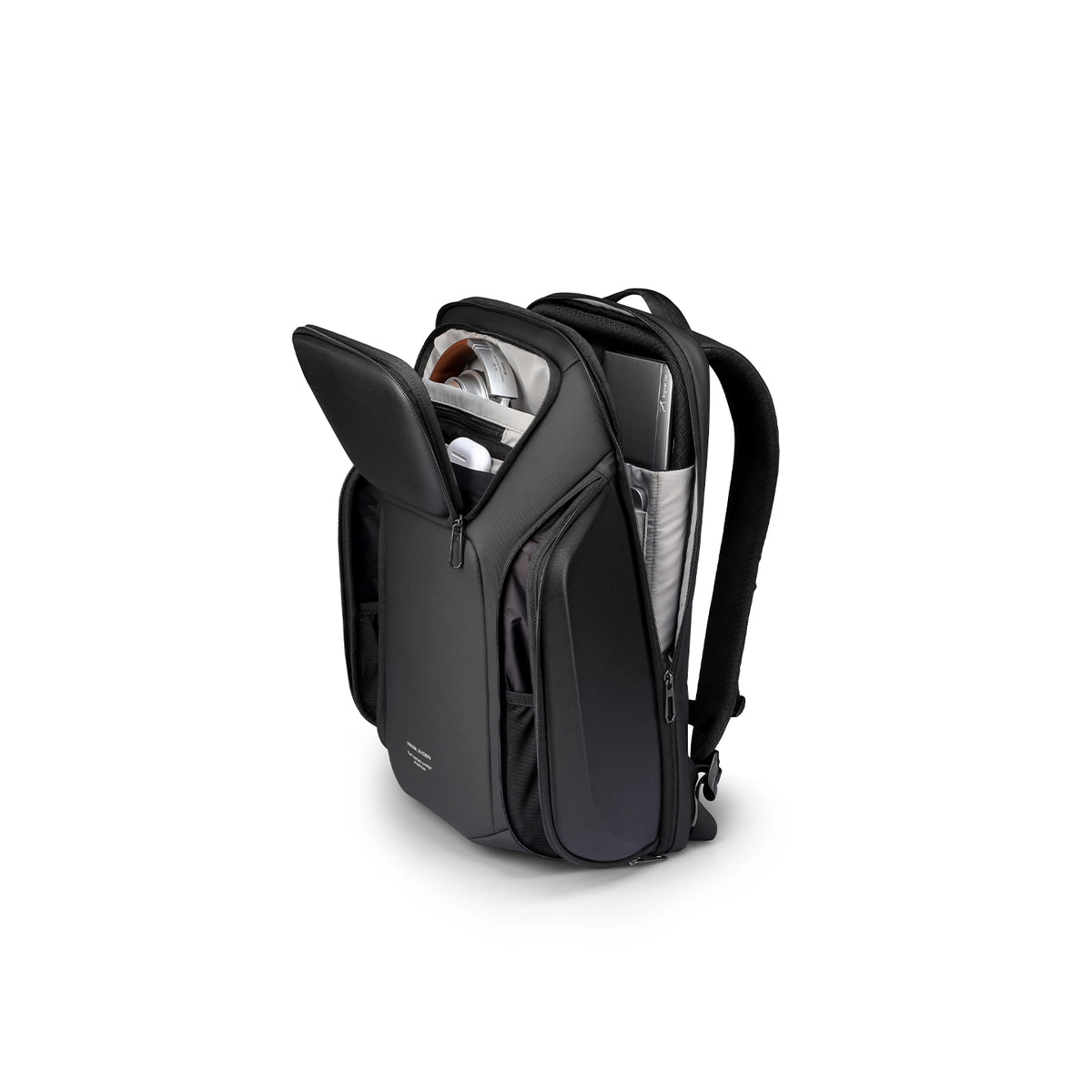 Polycom: Plan Your Day Comfortably With a Versatile Backpack