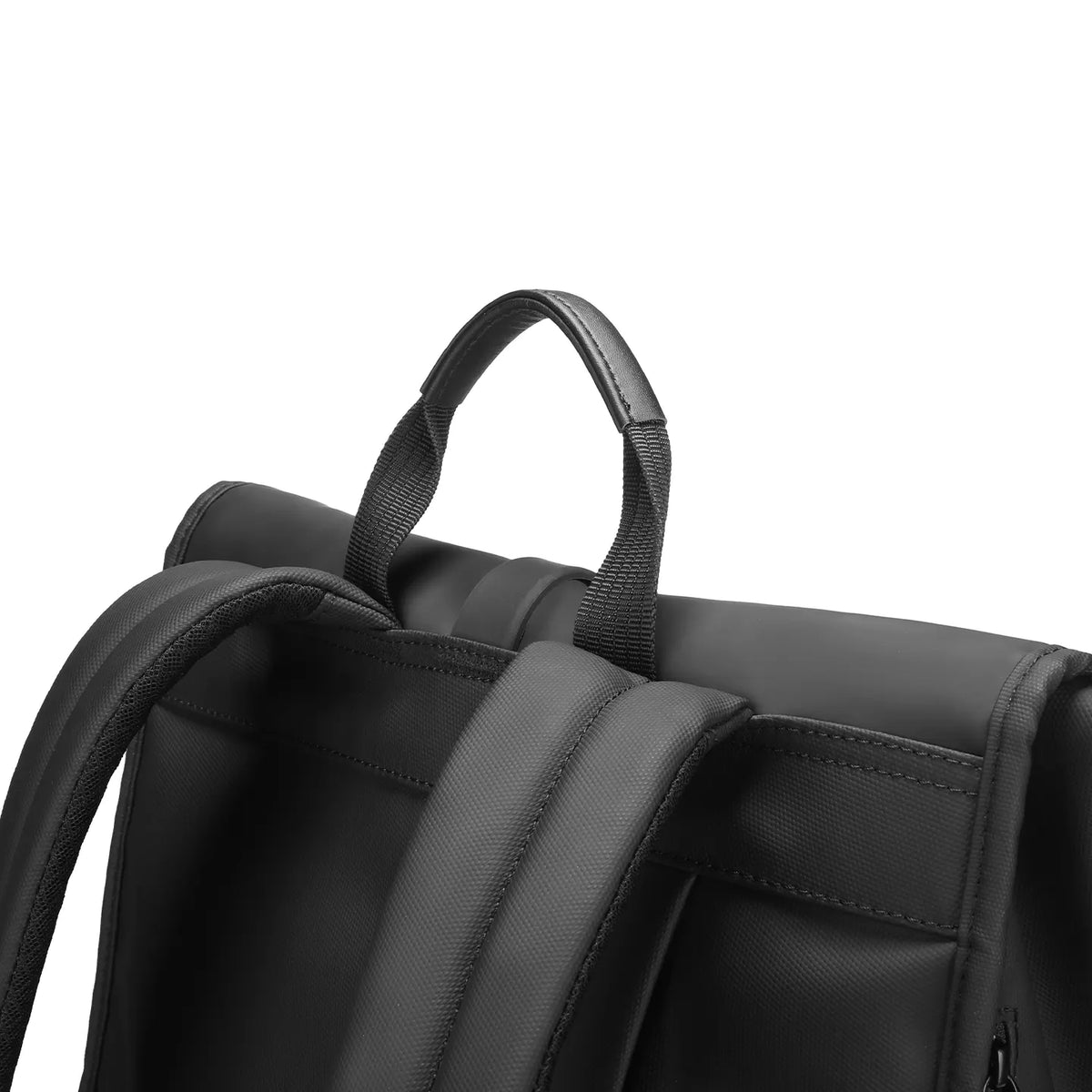 Trendy: Lässiger Rucksack aus Leder mit mehreren Fächern