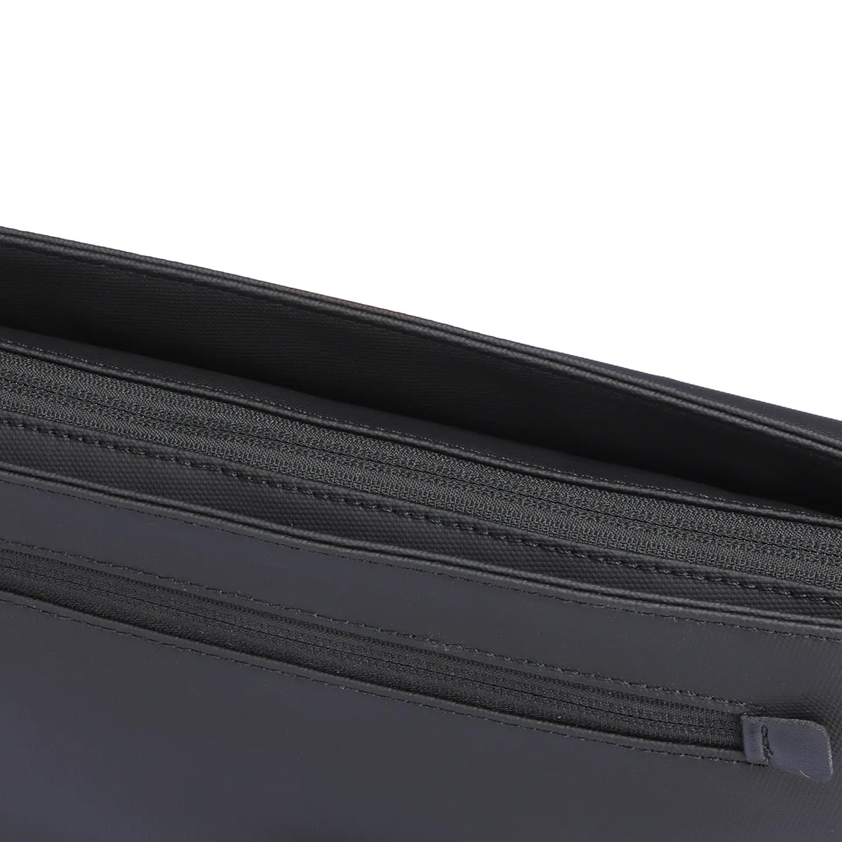 Trendy: Business Casual Travel All-in-One Crossbody Bag