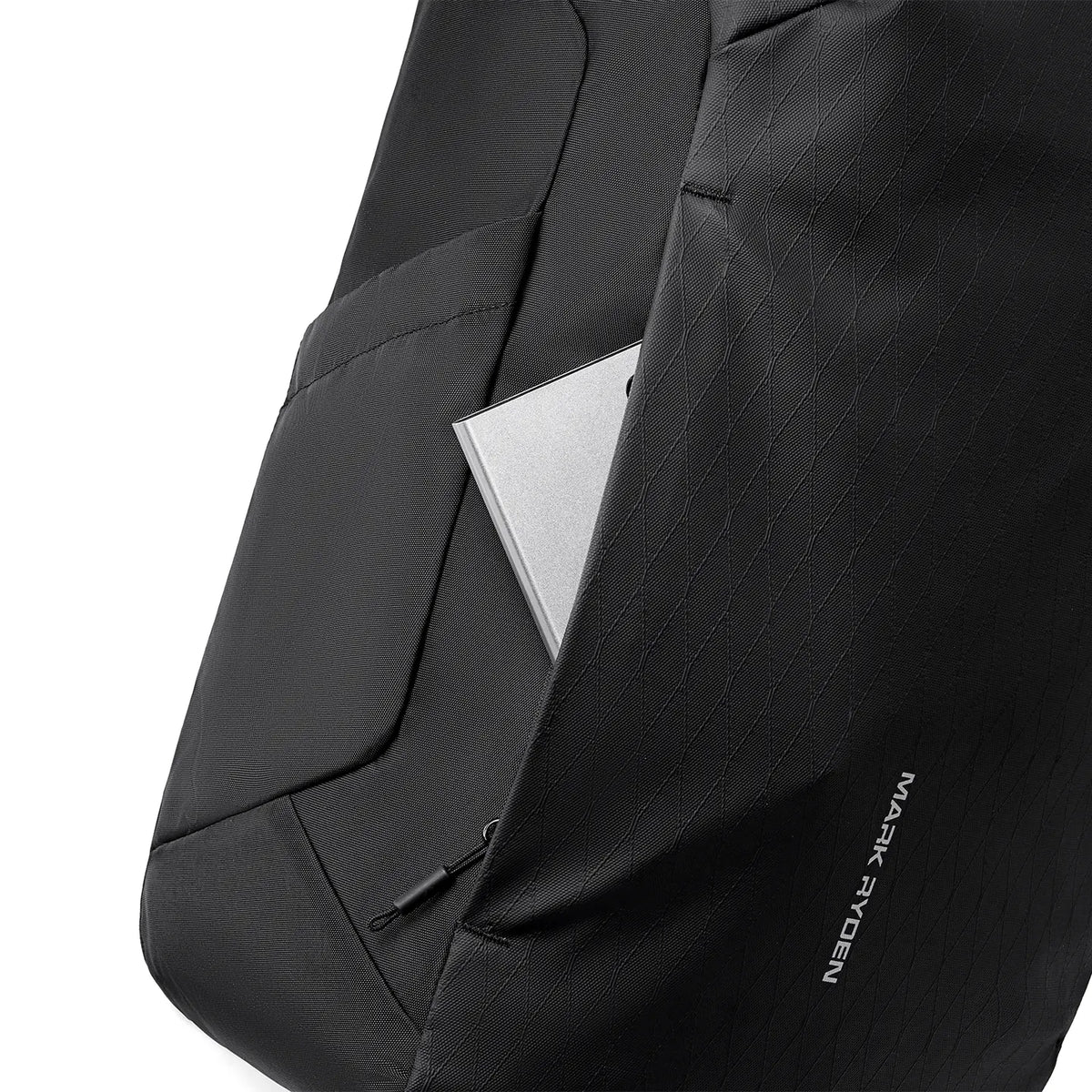 AeroLock: Lightweight Backpacks with Breathable Features for Commuters