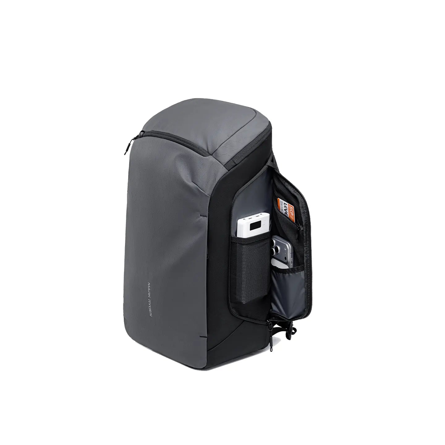 AeroLock: Lightweight Backpacks with Breathable Features for Commuters