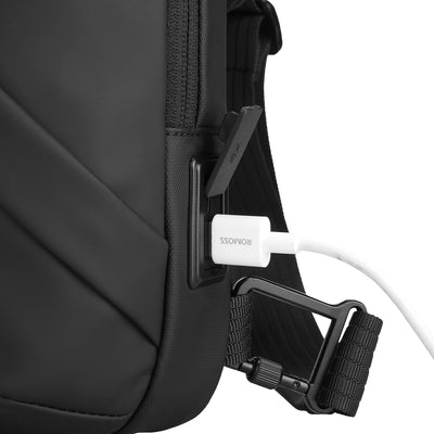 Clear: Simple Clean Waterproof Large Capacity Crossbody Bag