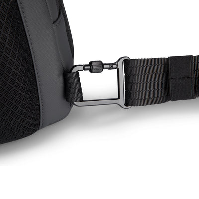 Colonne: High-capacity Urban Commuting Daily Crossbody Bag