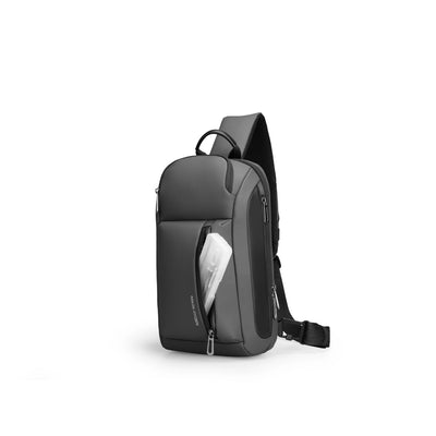 Colonne: High-capacity Urban Commuting Daily Crossbody Bag