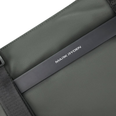 TechSafe: The multifunctional Messenger Bag with Simple Design