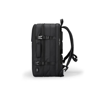 Pathrato: Multi-layered Compartments With Minimalistic Design Backpacks