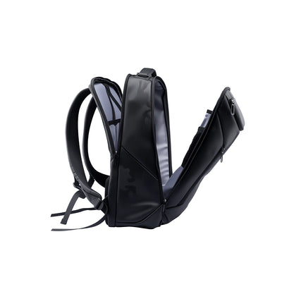 Compacto Pro I: 30L Tactical Commuter Backpack for the Urban Hustle