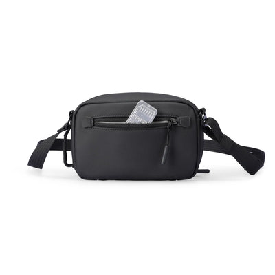 Oxford Voyager: Your Durable, Water-Resistant Companion for Every Day Life