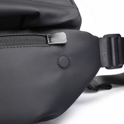 Peiano: Oxford Material Elegant Lightweight Waterproof Crossbody Bag