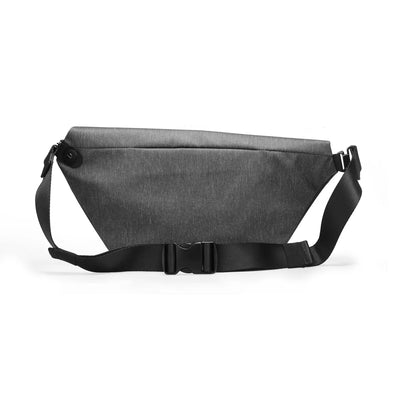 Pelmeen: Streamlined Design Style For Daily Traveling Chest Bag