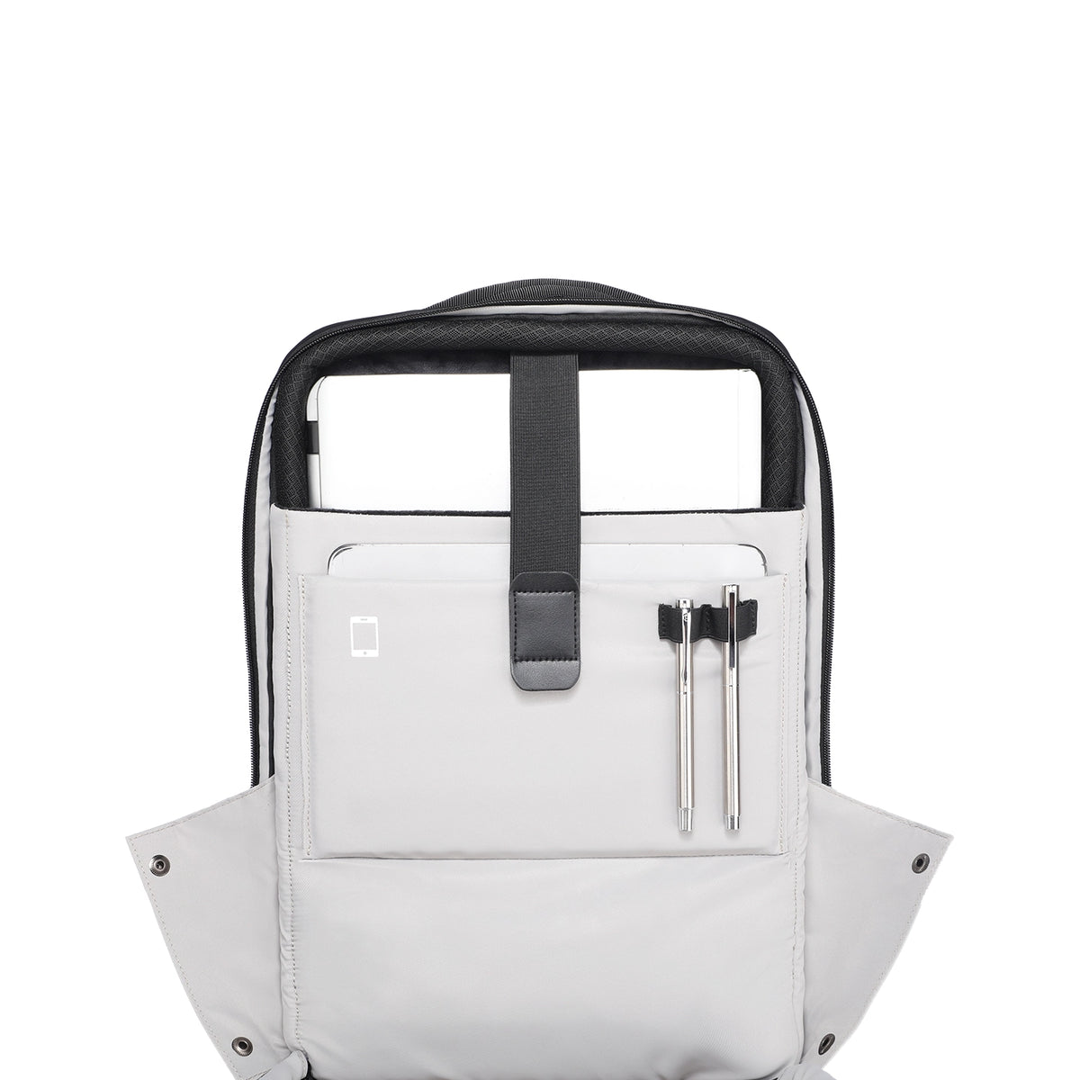 Polycom: Plan Your Day Comfortably With a Versatile Backpack