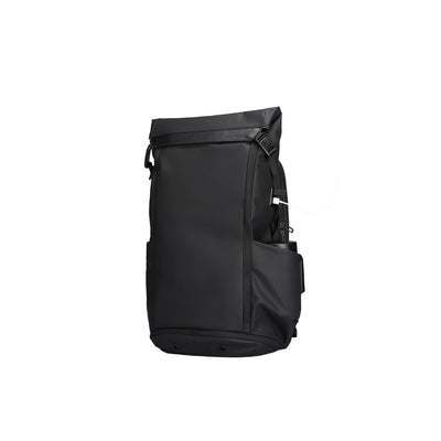 Urban Travel:  Multifunctional backpack
