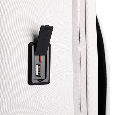Urbanity: City Commuter Oxford USB Port 17.3 inch Laptop Backpack