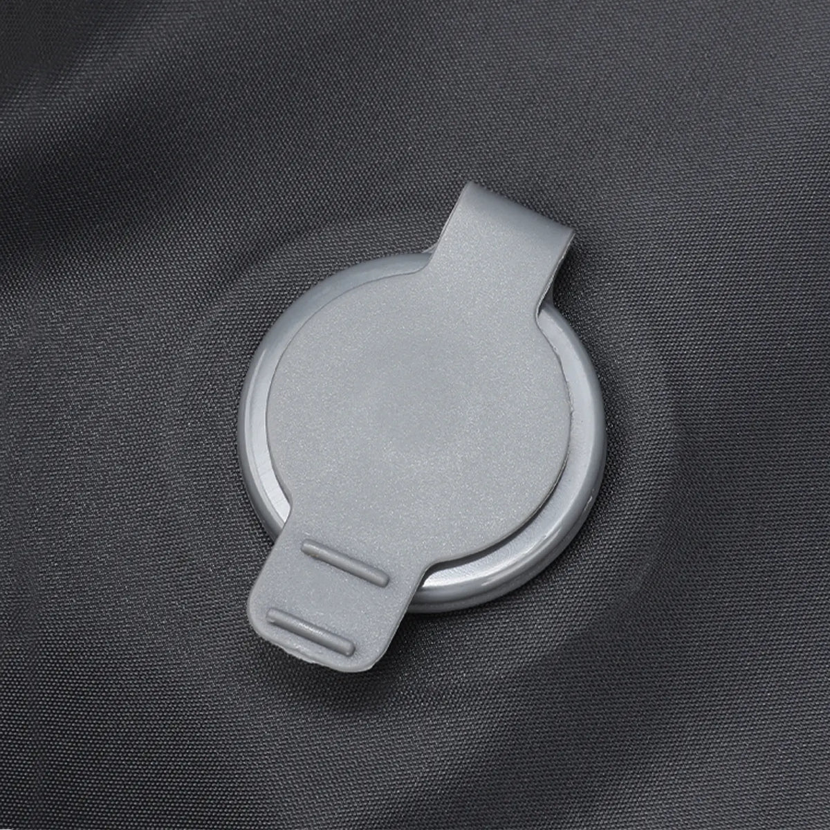 VacSpace: Sealed Compression Bags Create More Space