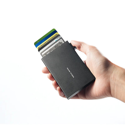 VaultPop: The Ultra-Thin Metal Card Holder For Protecting