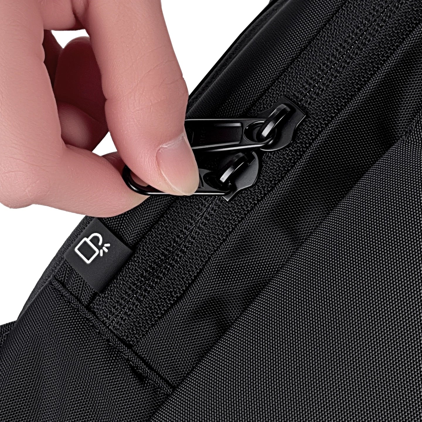 GlobalistLock: Expandable Anti-Theft Travel Backpack with Locking Zipper System