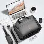 MarkRyden Global classic V water-resistant briefcase for urban journeys