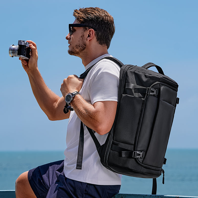 Aegis Fortress T_MR8288: All-Weather 38L Multi-Compartment