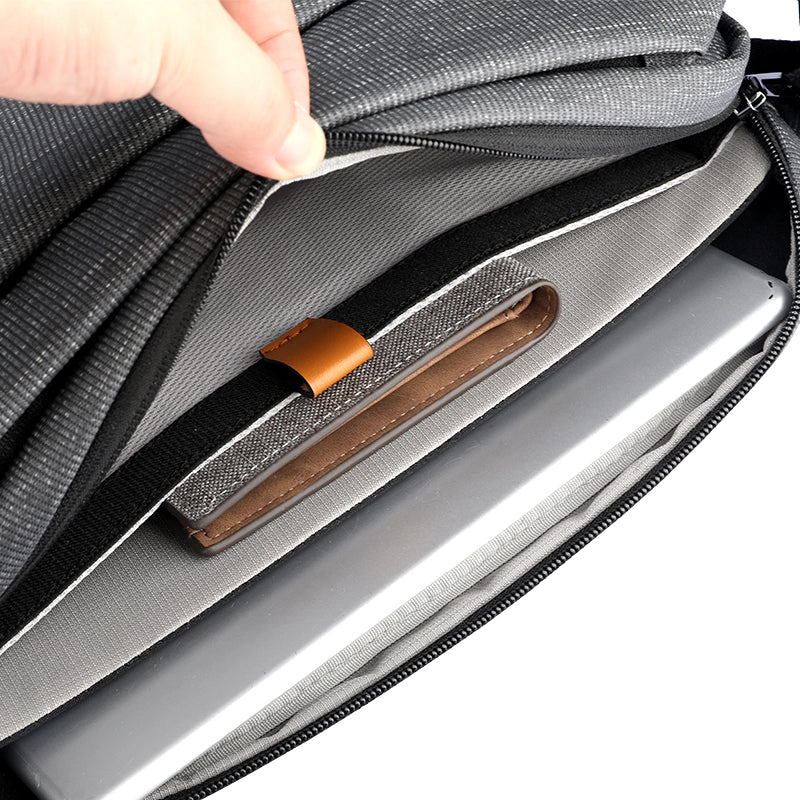 Mark Ryden Fingon Ⅰ gray leather large capacity commuter bag with secure compartments