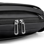 Mark Ryden Global - Black leather Fingon Ⅰ messenger bag with silver zipper detail