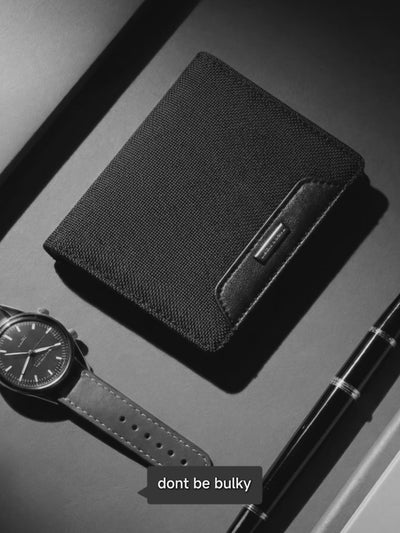 MorphFold: Ultra-Thin Card Wallet with 6 Slots for Daily Carry