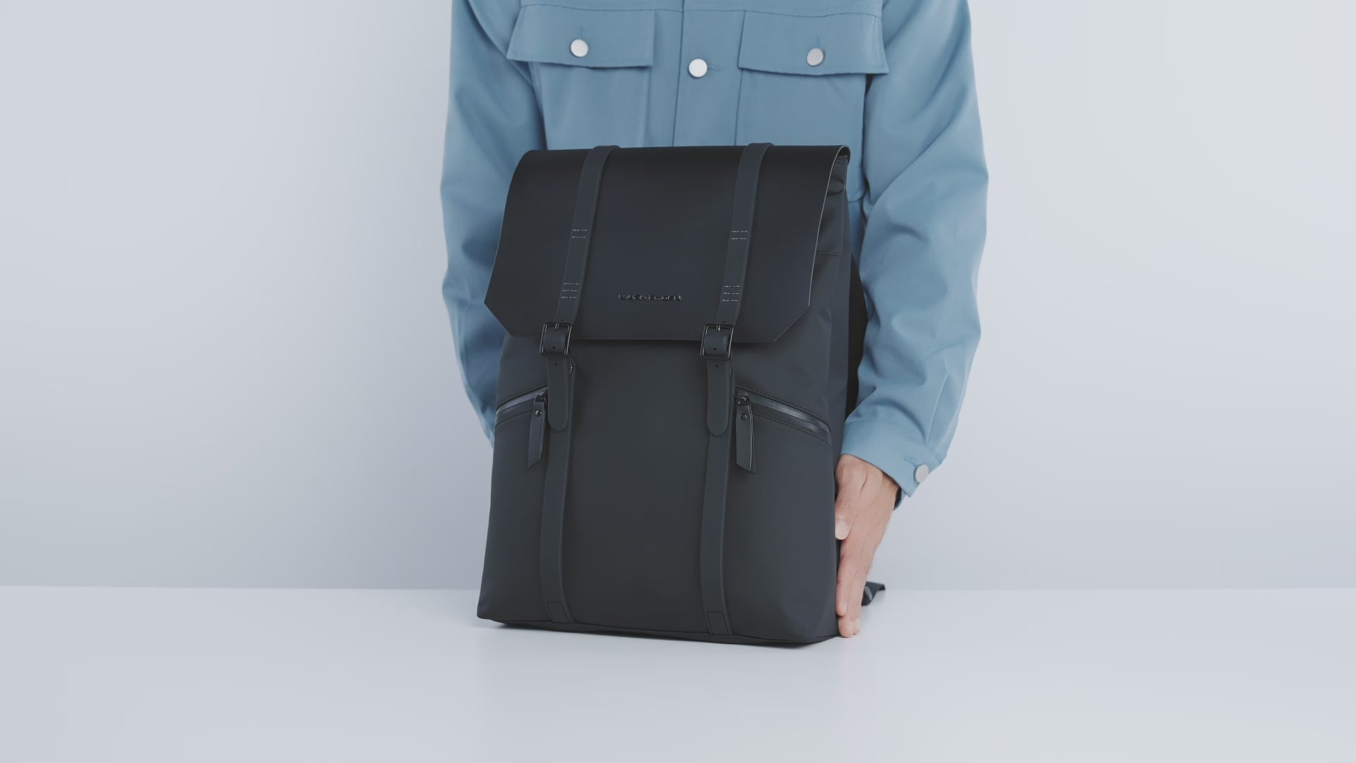 MUKE II MR1622: Spacious & Durable Backpack for Everyday Carry
